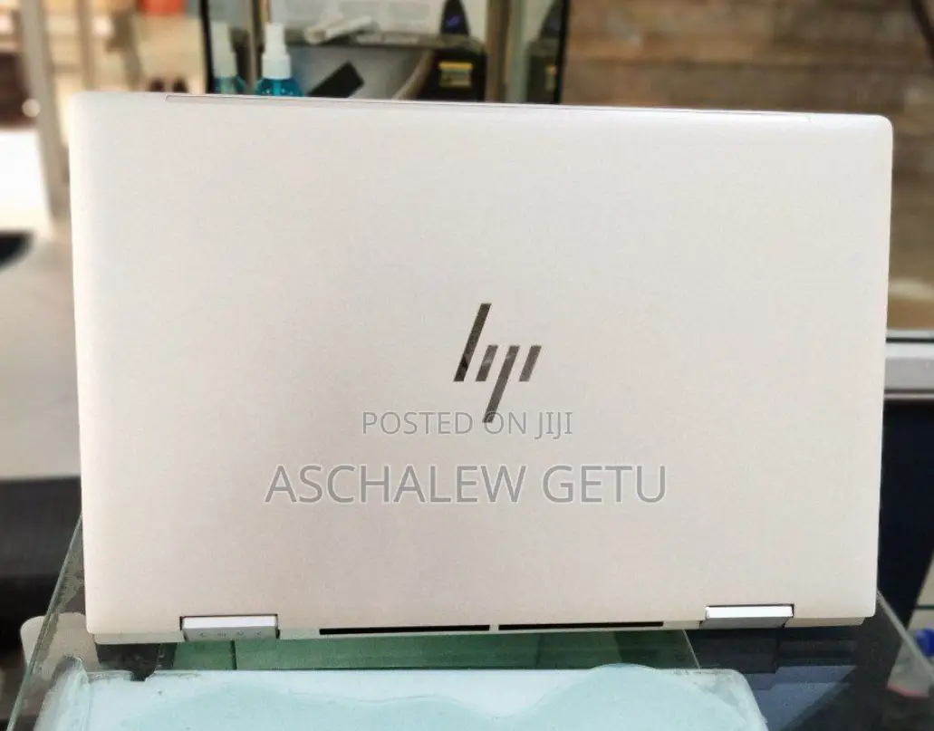 New Laptop HP Envy X360 8GB Intel Core I7 SSD 1T