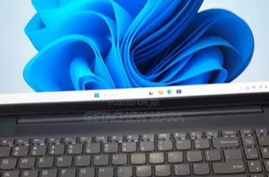 New Laptop Apple MacBook Pro M1 16GB Intel Core I7 SSD 256GB