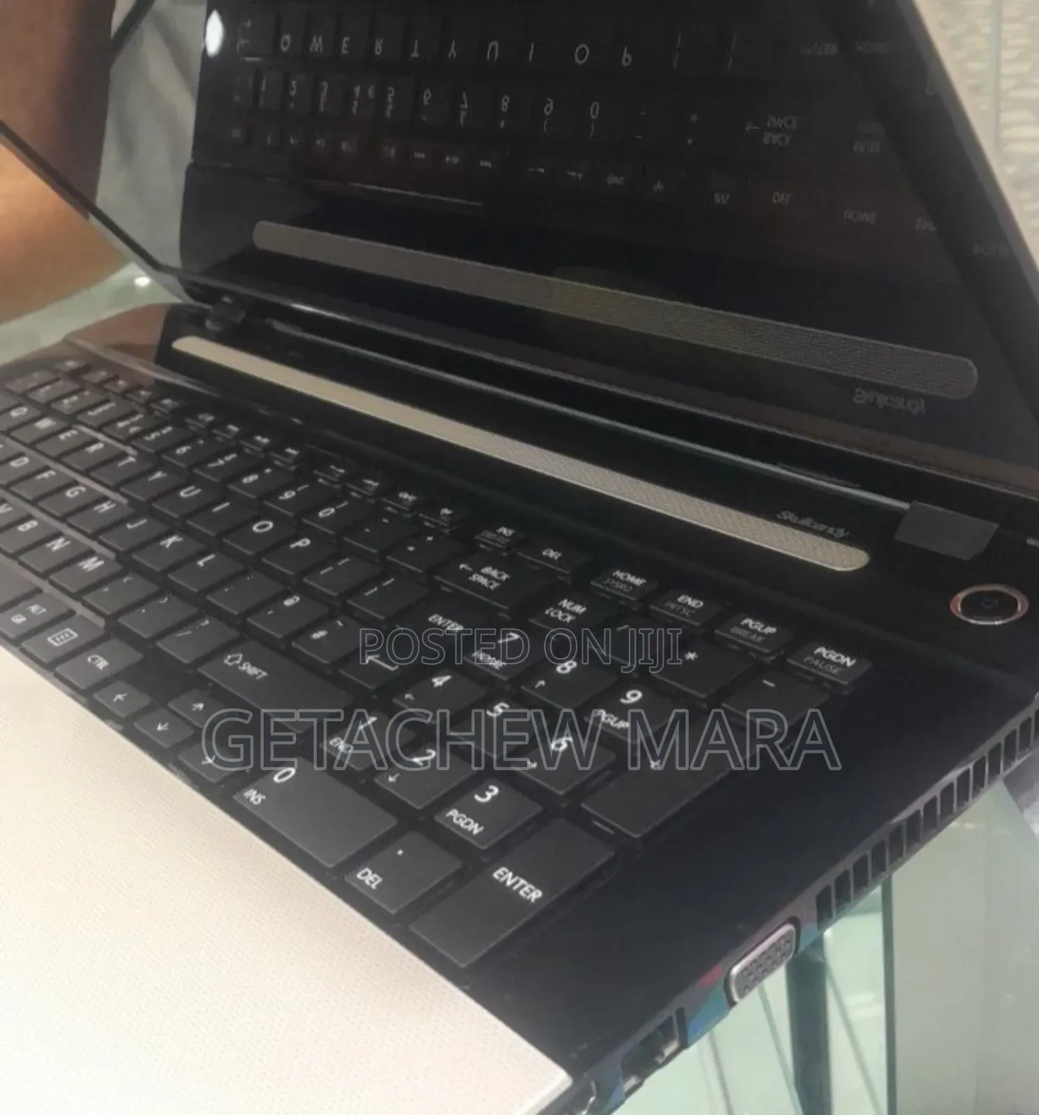 New Laptop Toshiba Satellite C55 8GB Intel Core I7 SSD 1T