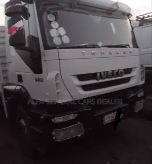 Iveco ኦባማ ከነተሳቢው
•2010