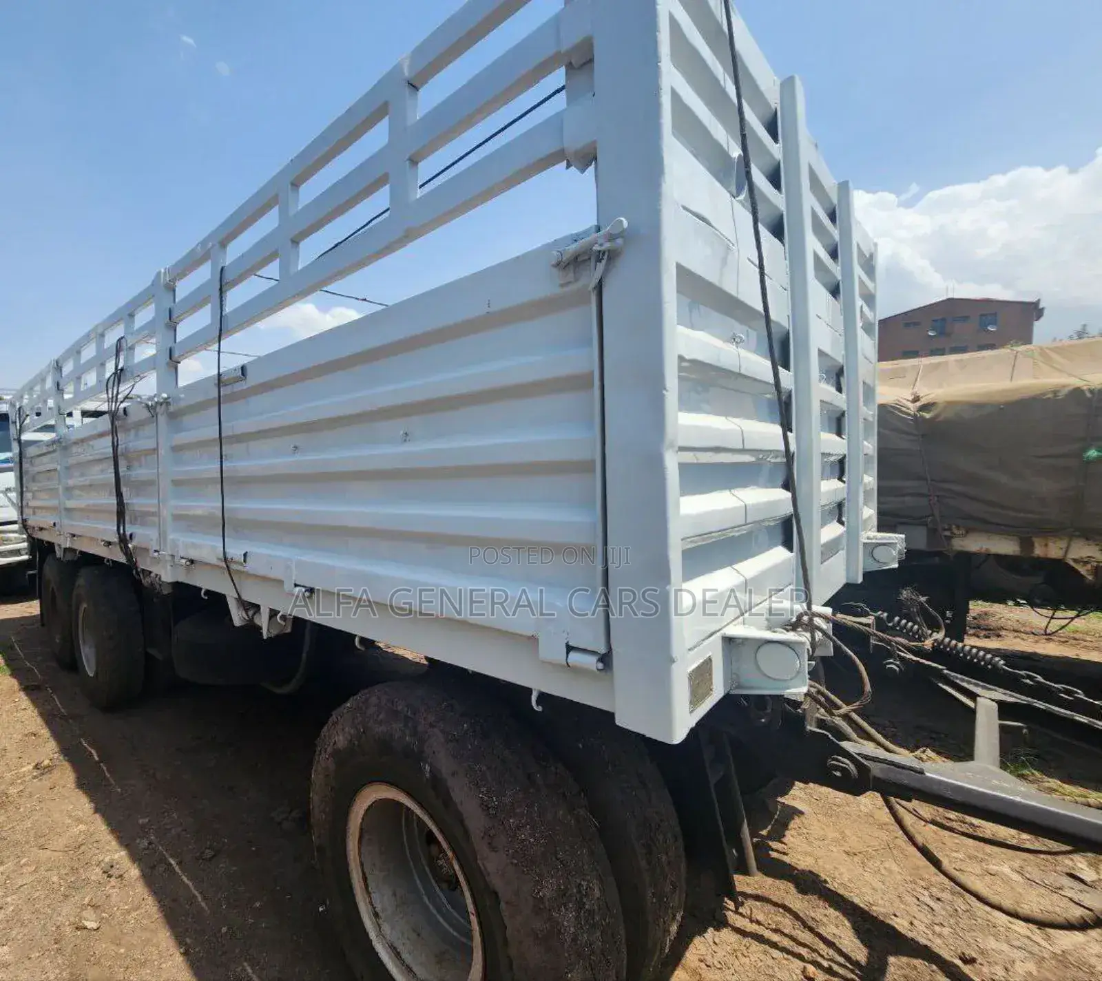 Iveco ኦባማ ከነተሳቢው
•2010