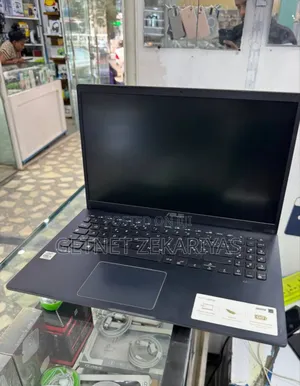 New Laptop Asus VivoBook 15 X505BA 8GB Intel Core I5 SSD 256GB