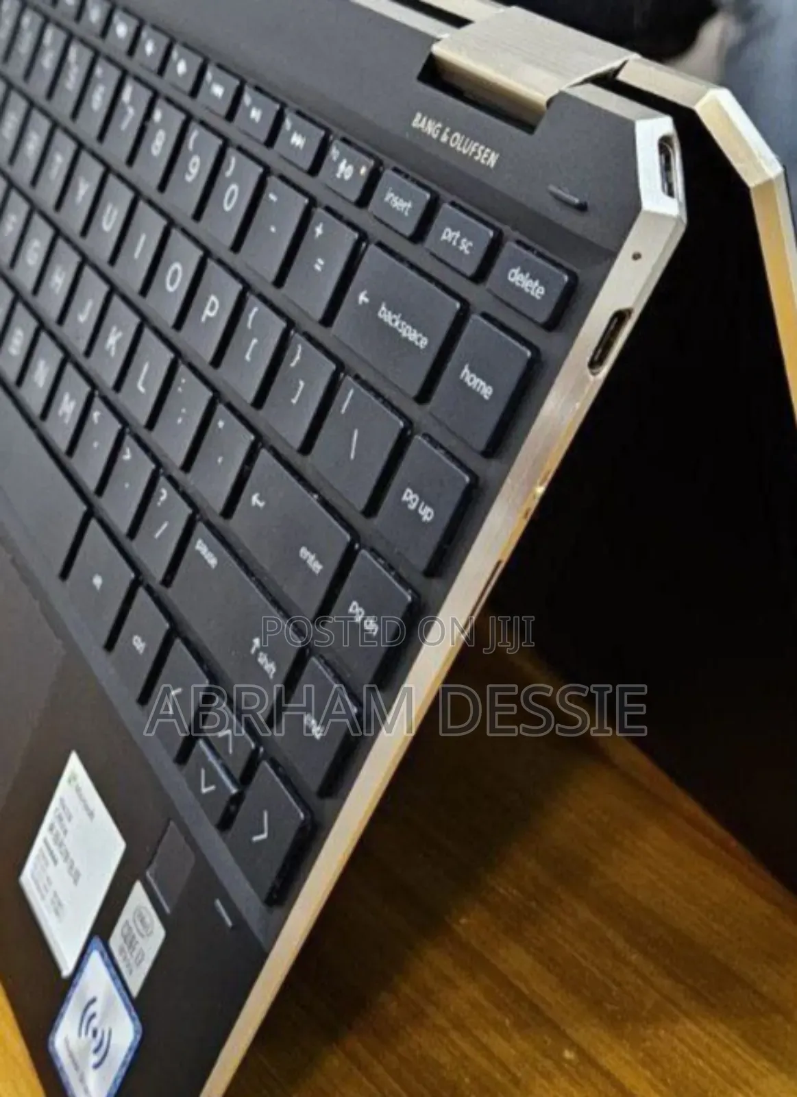 New Laptop HP Spectra 13 16GB Intel Core I7 SSD 1T