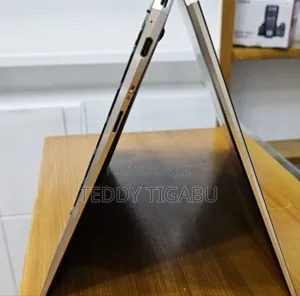 New Laptop HP Spectre 16GB Intel Core I7 SSD 1T