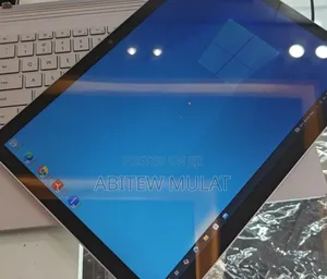 New Laptop Microsoft Surface Book 3 16GB Intel Core I7 SSD 256GB