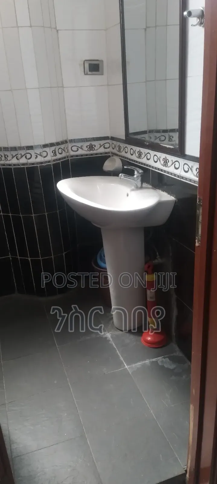 Furnished 3bdrm Apartment in Gurd Shola, Yeka for rent