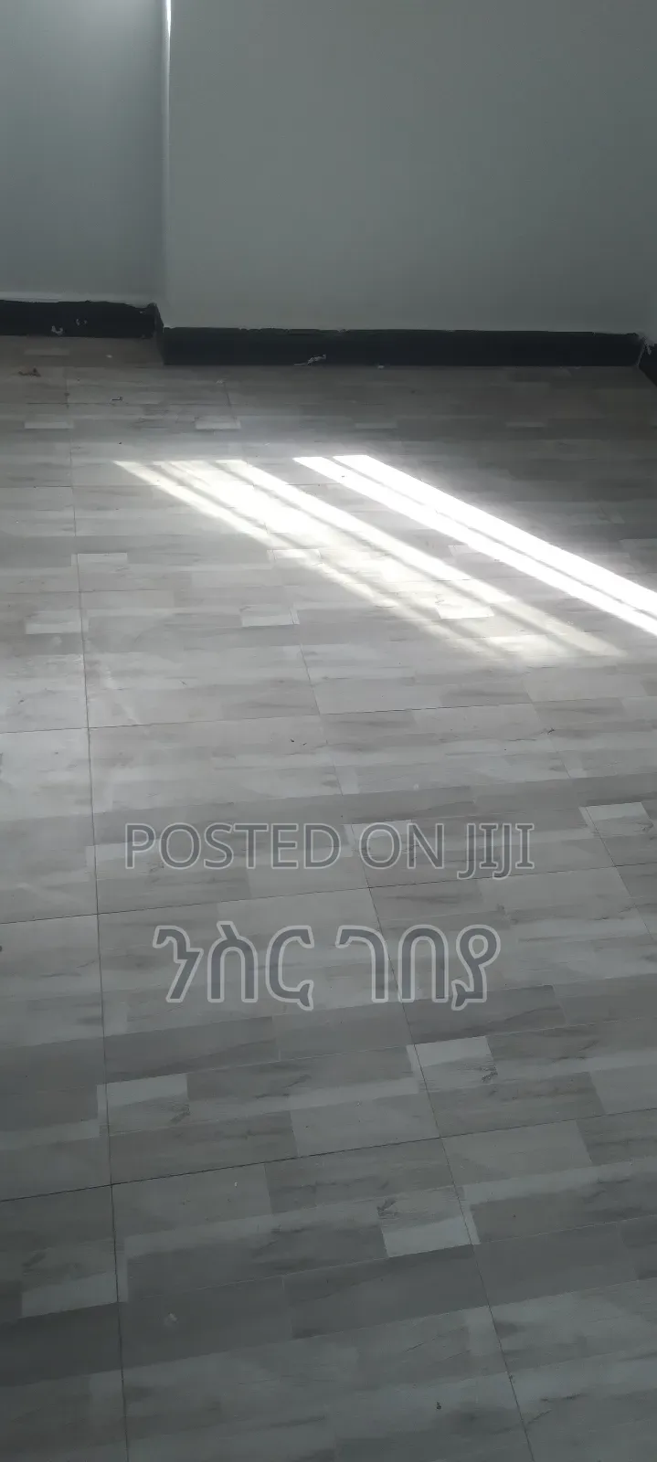 Furnished 3bdrm Condo in Ayat Mekedonia, Yeka for rent