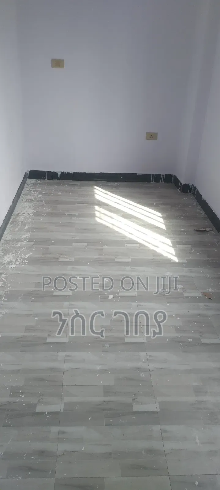 Furnished 3bdrm Condo in Ayat Mekedonia, Yeka for rent