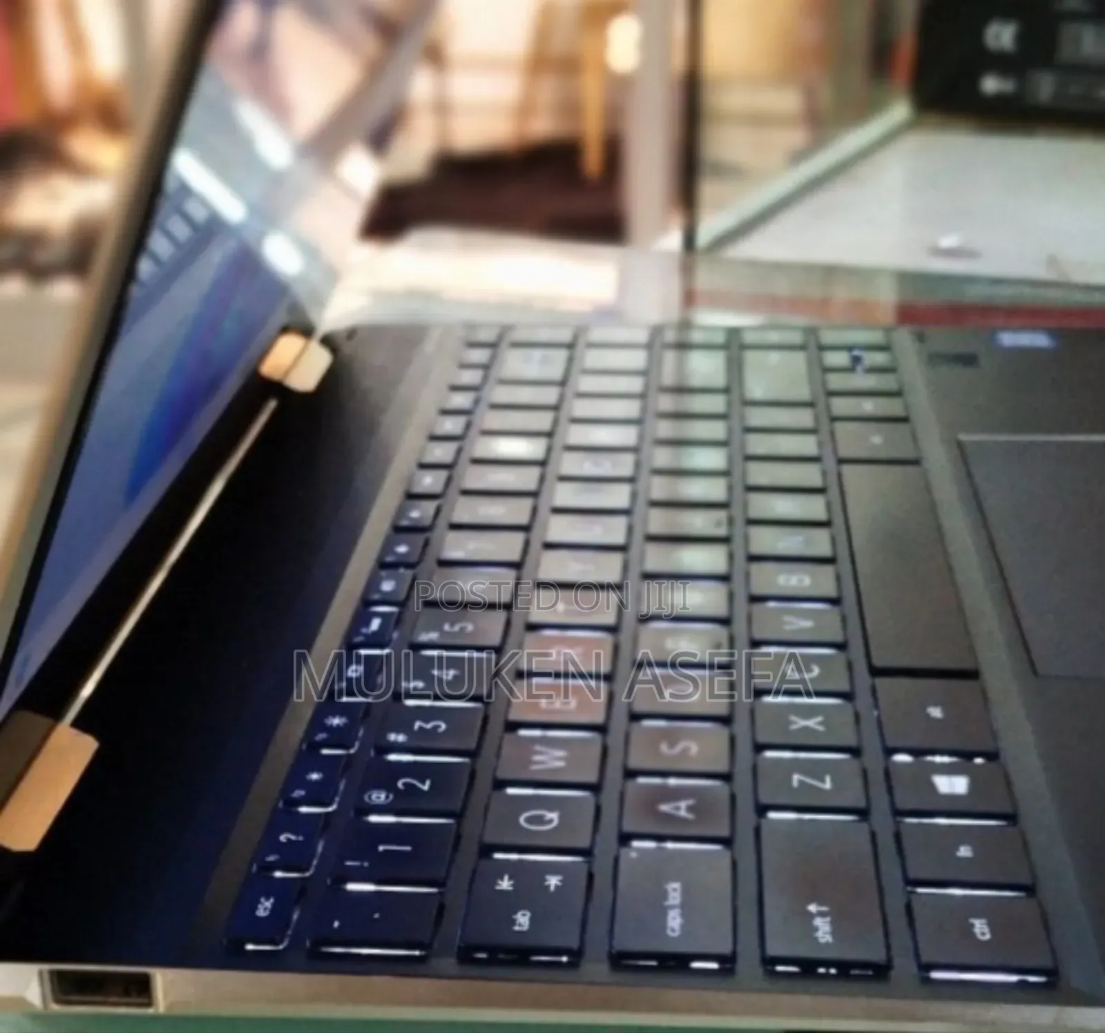 New Laptop HP Spectra 13 16GB Intel Core I7 SSD 1T