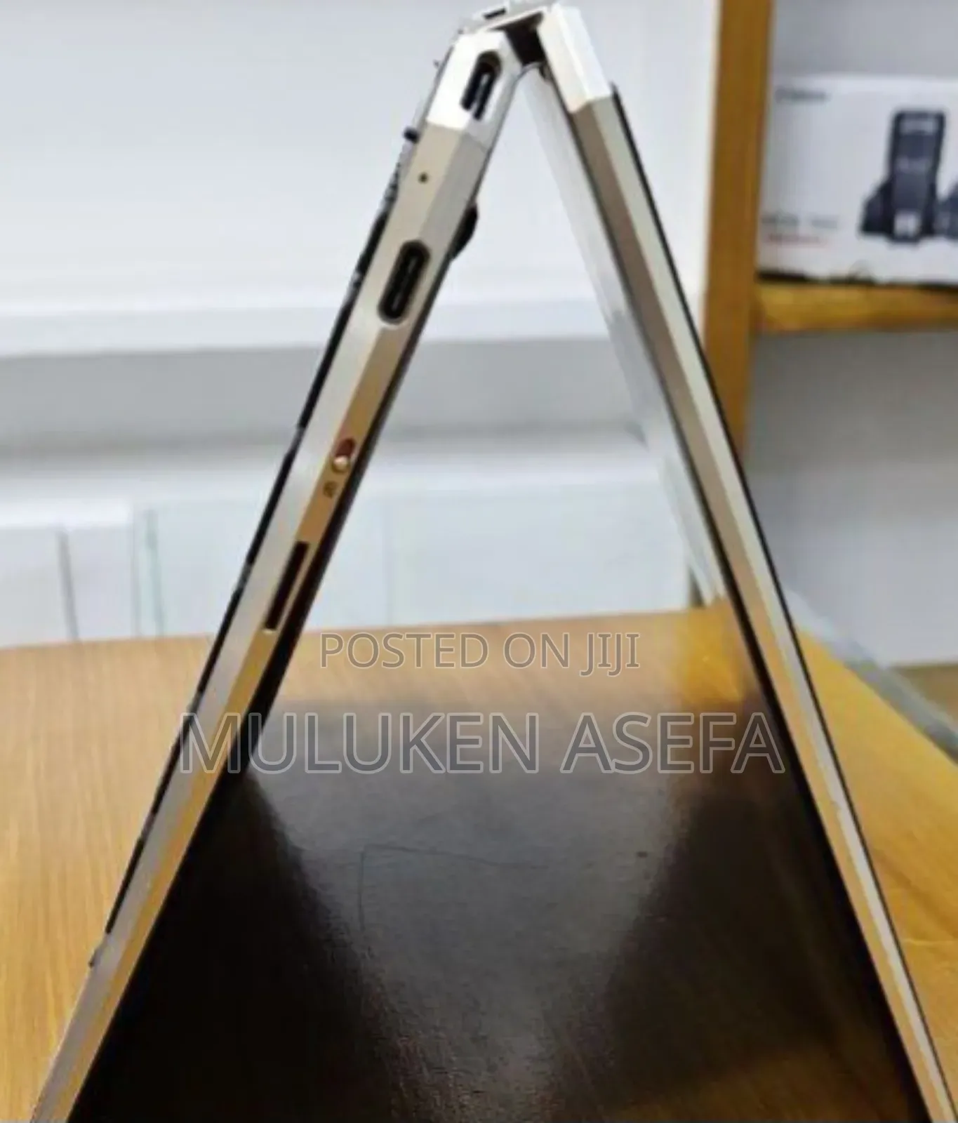 New Laptop HP Spectra 13 16GB Intel Core I7 SSD 1T