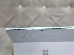 New Laptop Apple MacBook Pro 2017 8GB Intel Core I5 SSD 128GB