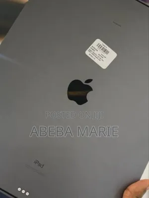 New Apple iPad Pro 12.9 (2020) 256 GB
