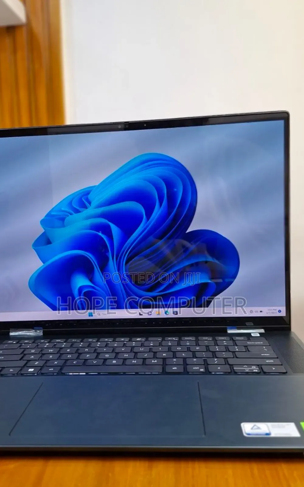 New Laptop Dell Inspiron 16 5620 16GB Intel Core I7 SSD 1T