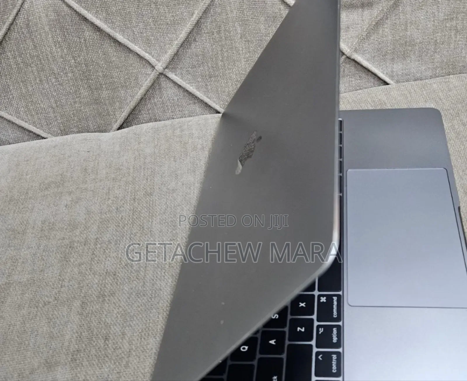 New Laptop Apple MacBook Pro 2017 16GB Intel Core I5 SSD 512GB