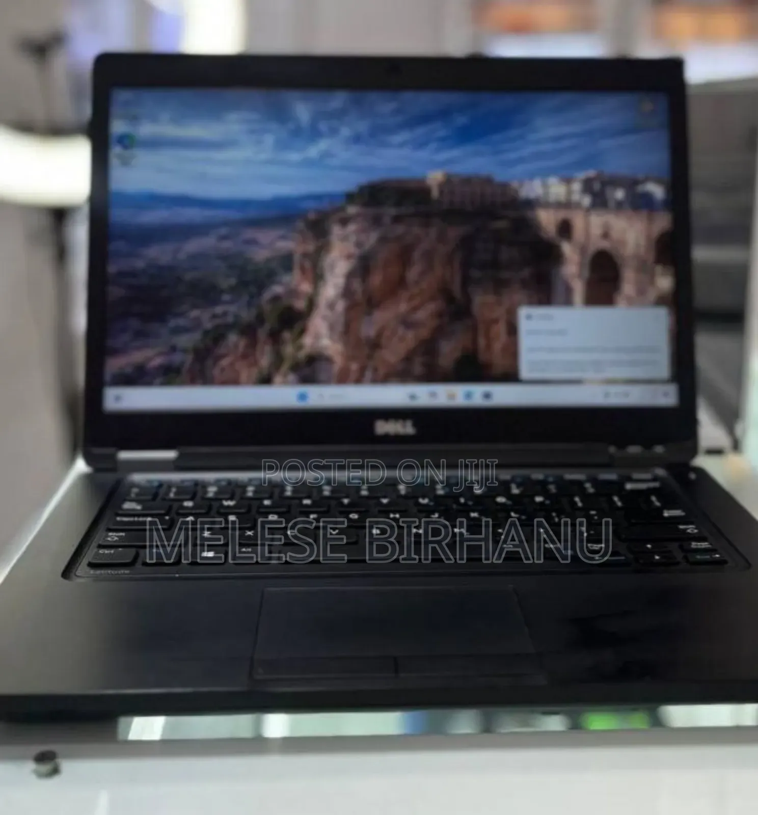 New Laptop Dell Latitude 12 5289 8GB Intel Core I5 SSD 256GB