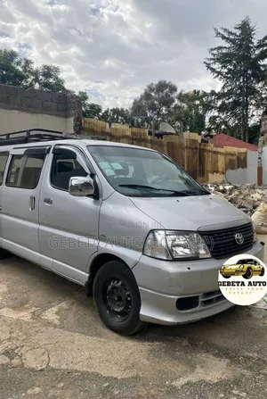 Photo - Toyota HiAce 2007 Silver