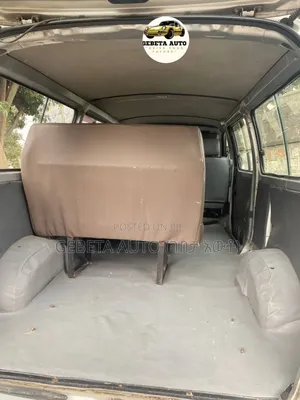 Toyota HiAce 2007 Silver