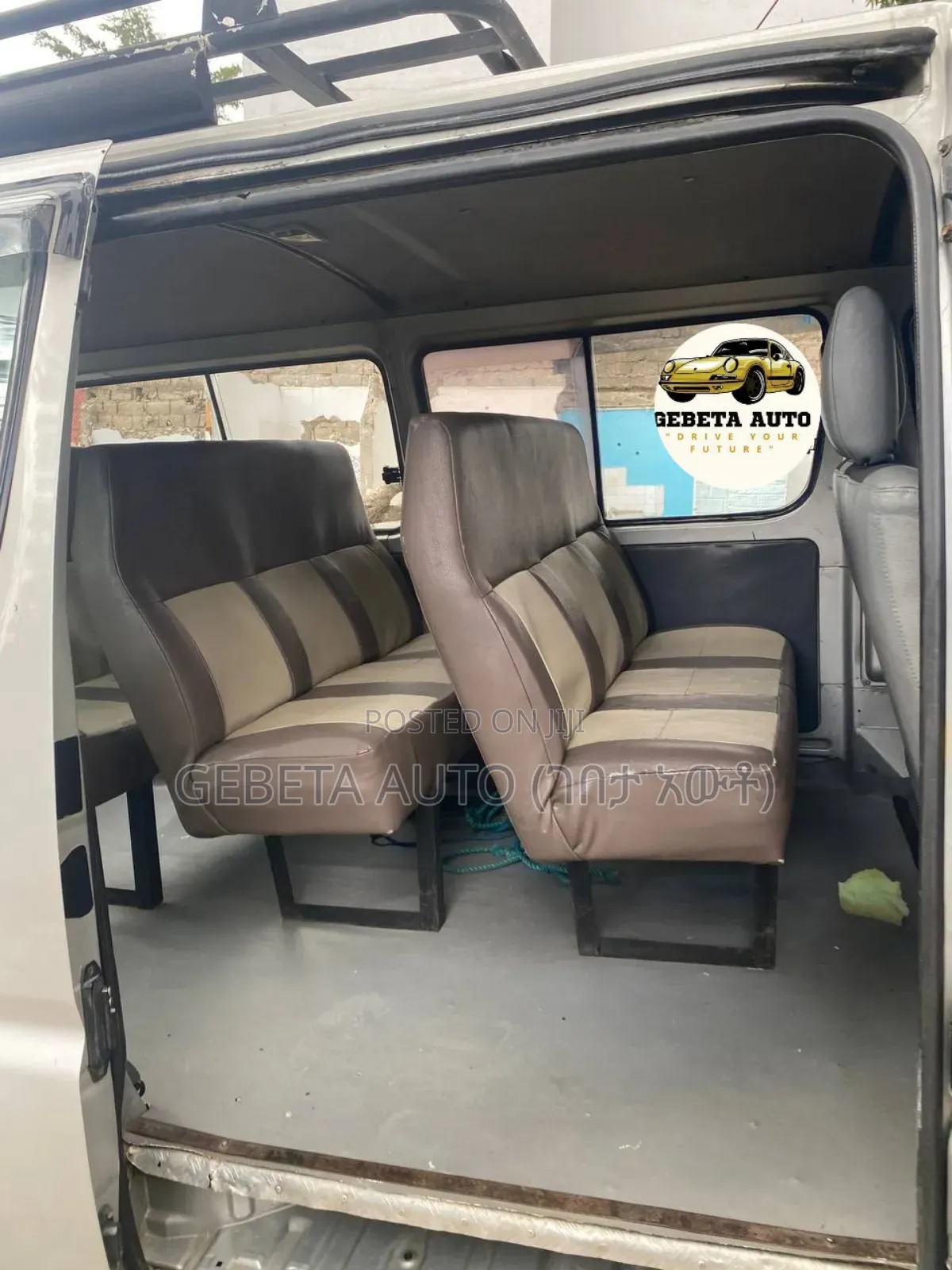 Toyota HiAce 2007 Silver