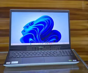 New Laptop Dell G GB Intel Core I7 SSD 512GB