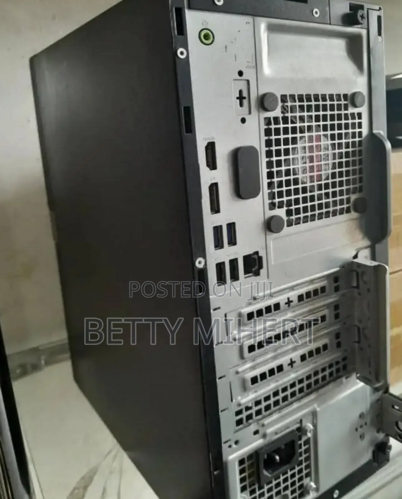 Desktop Computer Dell OptiPlex 3070 8GB Intel Core I5 HDD 1T