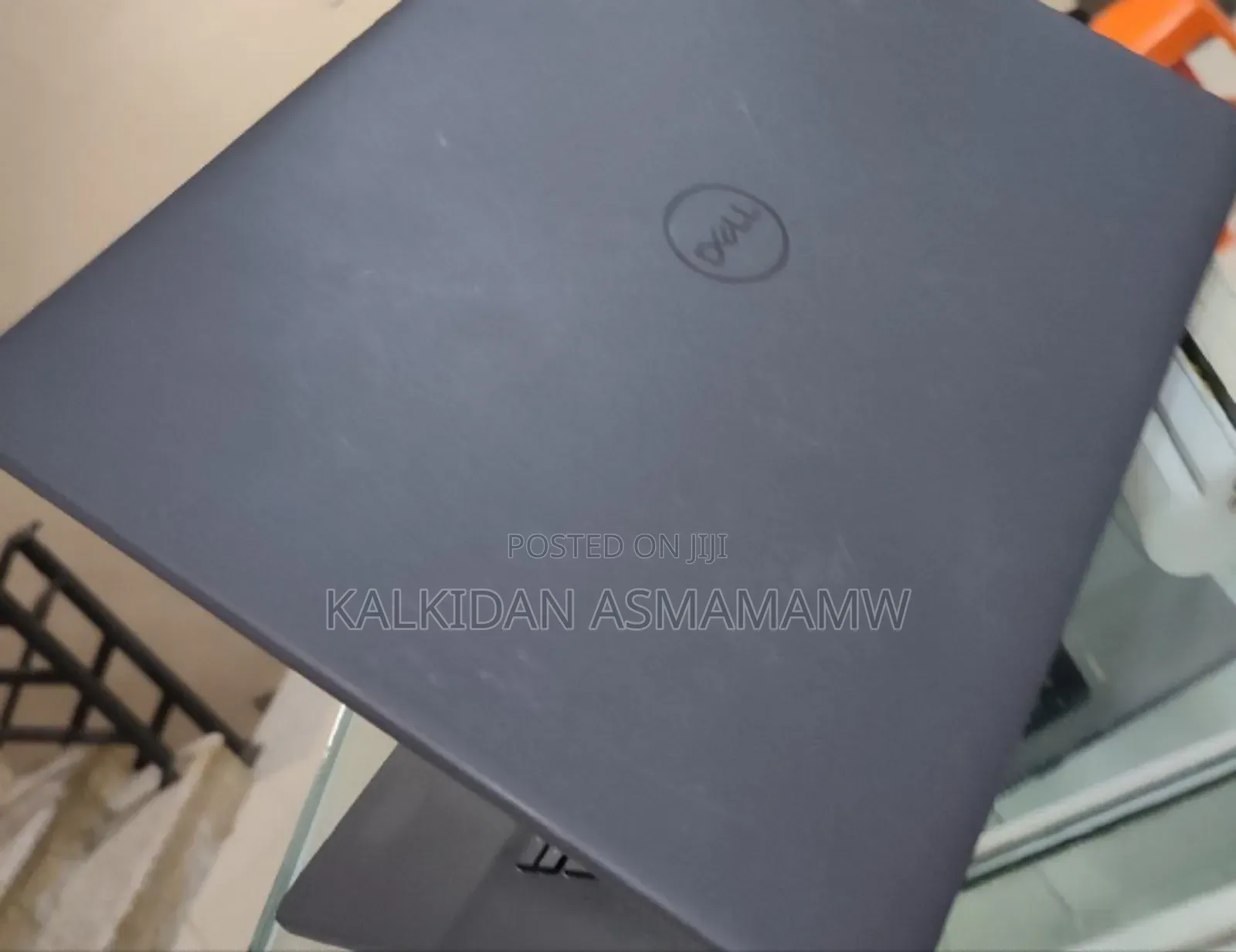 New Laptop Dell Vostro V131 8GB Intel Core I5 SSD 256GB