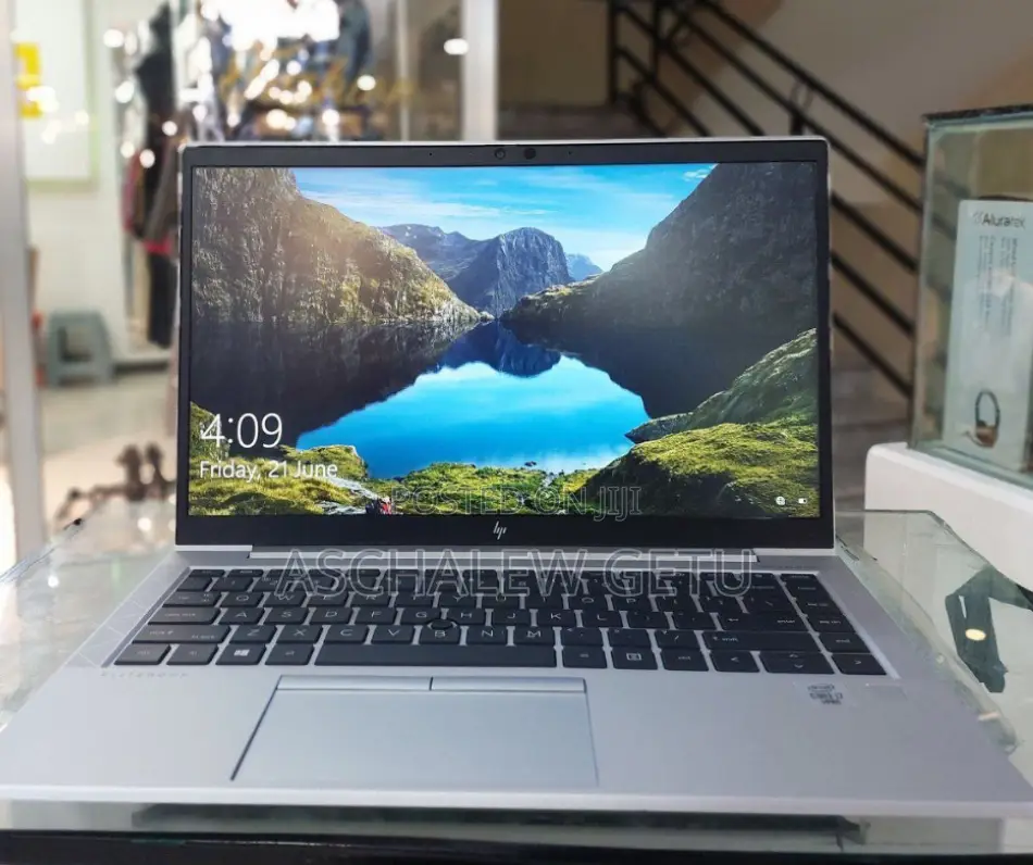 New Laptop HP EliteBook 830 G7 16GB Intel Core I7 SSD 512GB