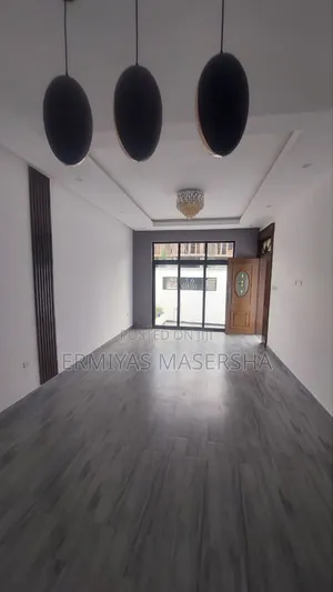 Furnished 5bdrm Villa in Yeka for sale