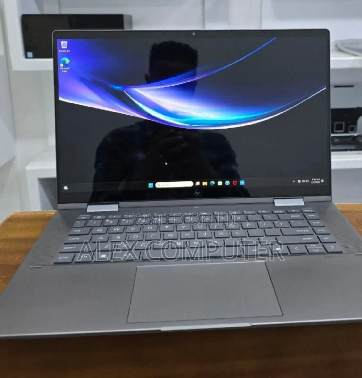 New Laptop HP Envy X360 32GB Intel Core Ultra 7 SSD 512GB