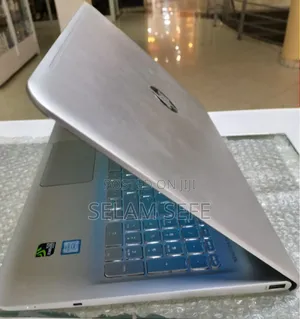 New Laptop HP Envy X360 8GB Intel Core I5 SSD 512GB