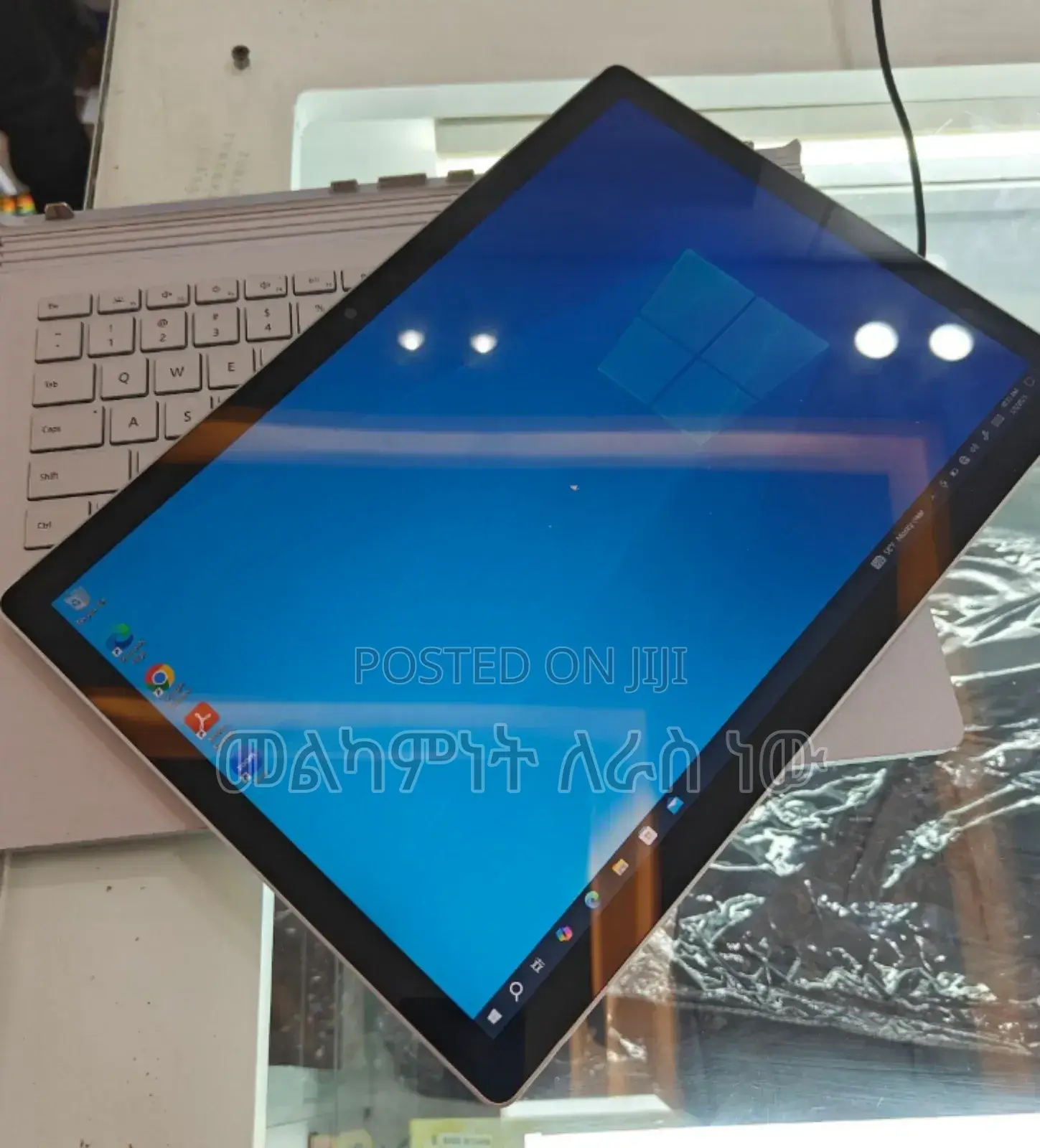 New Laptop Microsoft Surface Book 3 16GB Intel Core I7 SSD 256GB