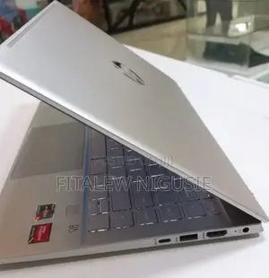 New Laptop HP Pavilion 15 8GB AMD Ryzen 5 SSD 512GB