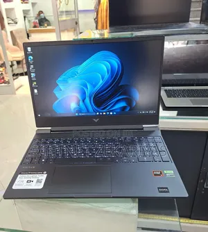 New Laptop HP Victus 16 8GB AMD Ryzen 5 SSD 512GB