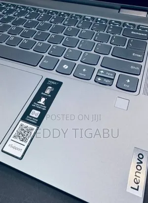 Photo - New Laptop Lenovo Yoga 7i 8GB AMD Ryzen 5 SSD 512GB