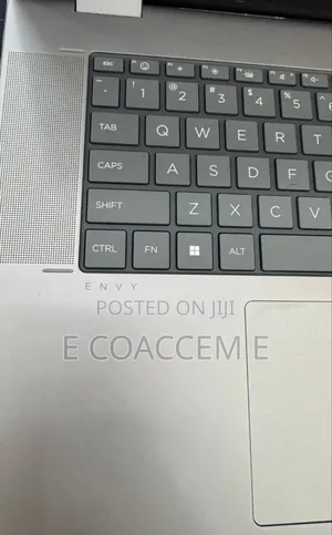 New Laptop HP 16GB AMD Ryzen 5 SSD 512GB