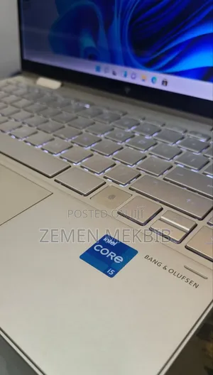 New Laptop HP Envy X360 8GB Intel Core I5 SSD 512GB