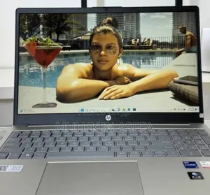 Photo - New Laptop HP Stream Notebook 16GB Intel Core I7 SSD 512GB