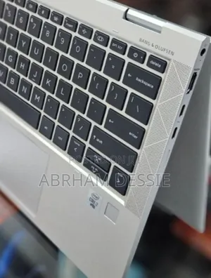 New Laptop HP EliteBook X GB Intel Core I7 SSD 512GB