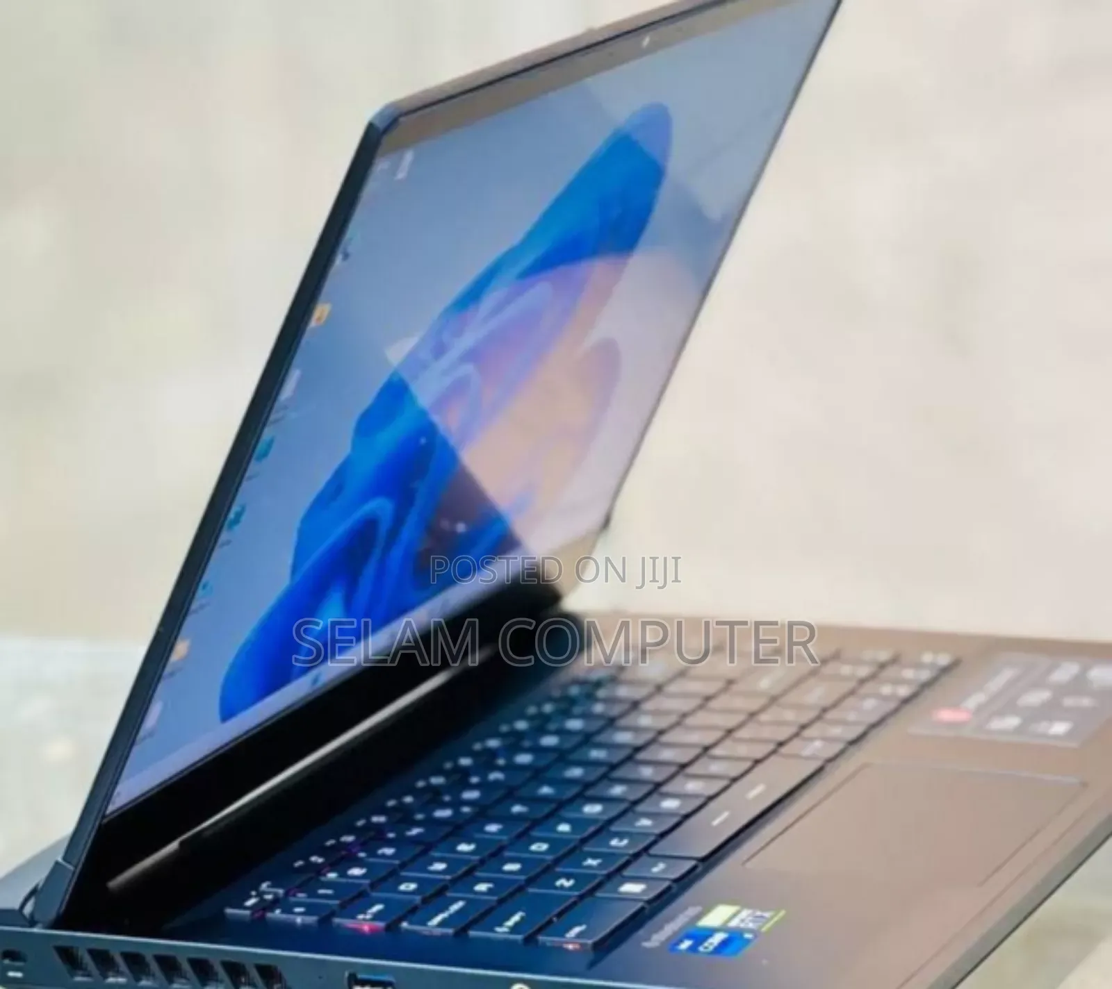 New Laptop MSI GP75 Leopard 16GB Intel Core I7 SSD 1T