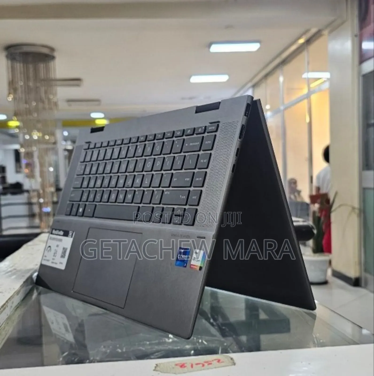 New Laptop HP Envy X360 8GB Intel Core I7 SSD 1T