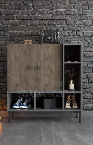 Photo - Shoes Shelfe