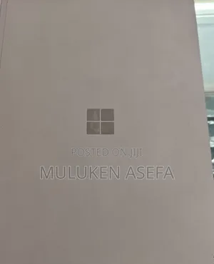 New Laptop Microsoft Surface 16GB Intel Core I7 SSD 256GB