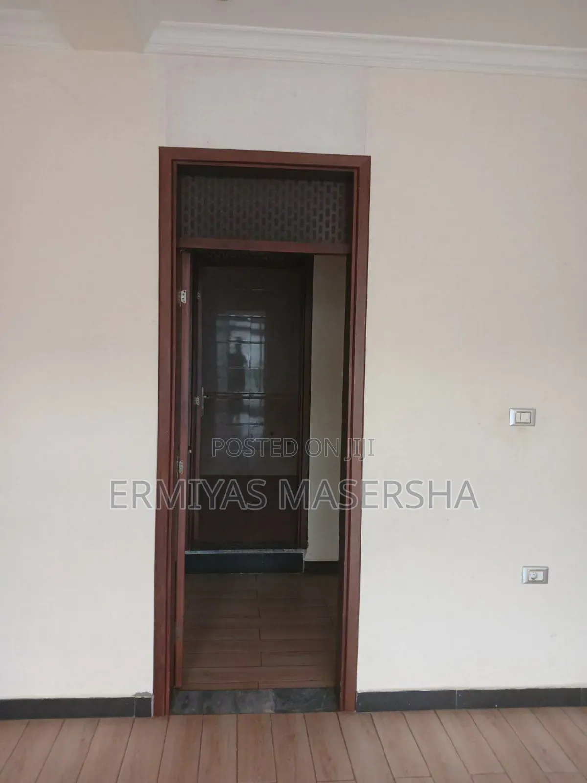 Furnished 5bdrm Penthouse in Yeka for sale