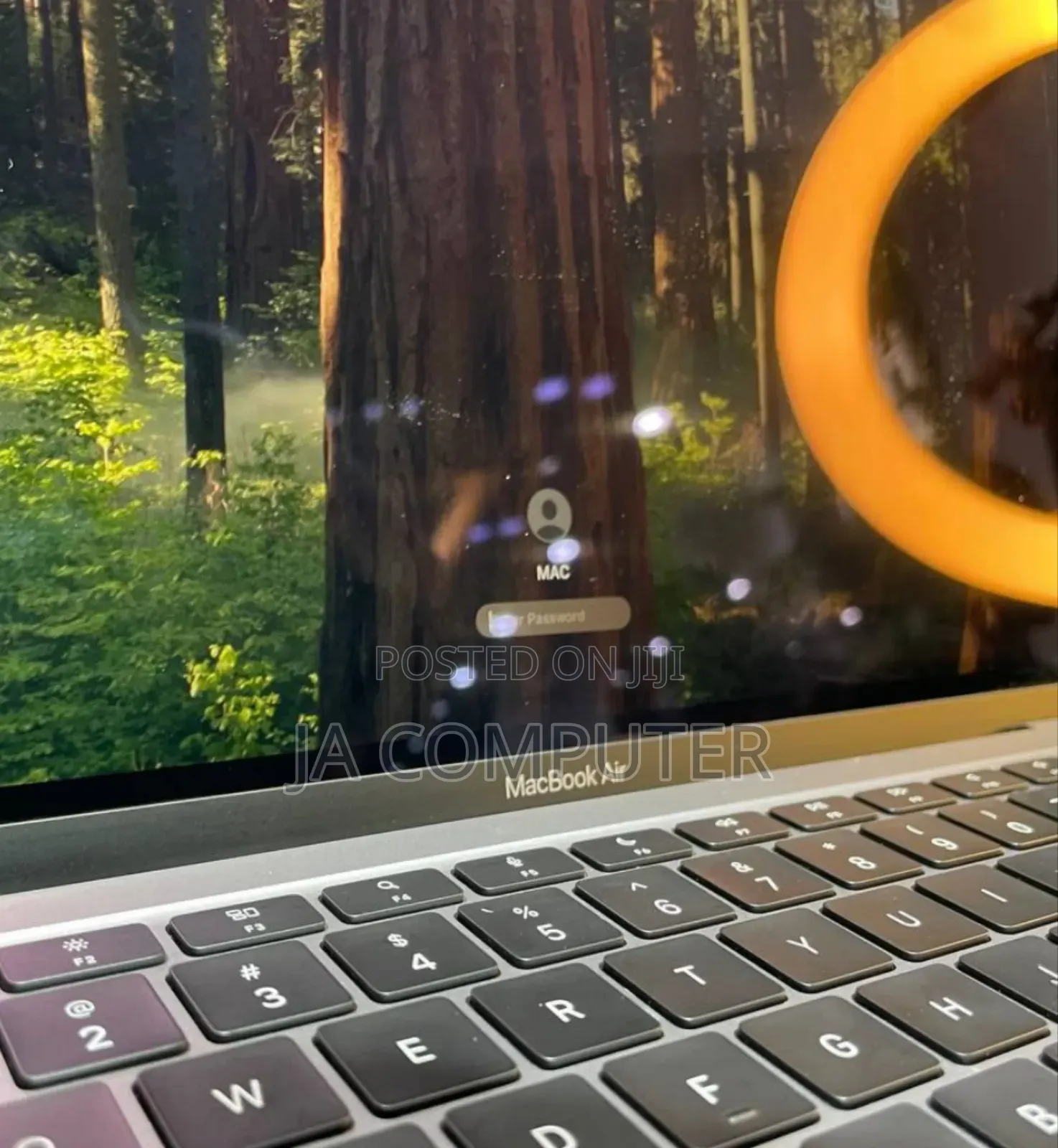 New Laptop Apple MacBook Air 2020 M1 8GB Apple M1 SSD 256GB