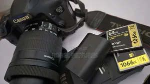 7d. 1 Only Body Battery .Charger .2 Memory 64 Gb .Battery Grip