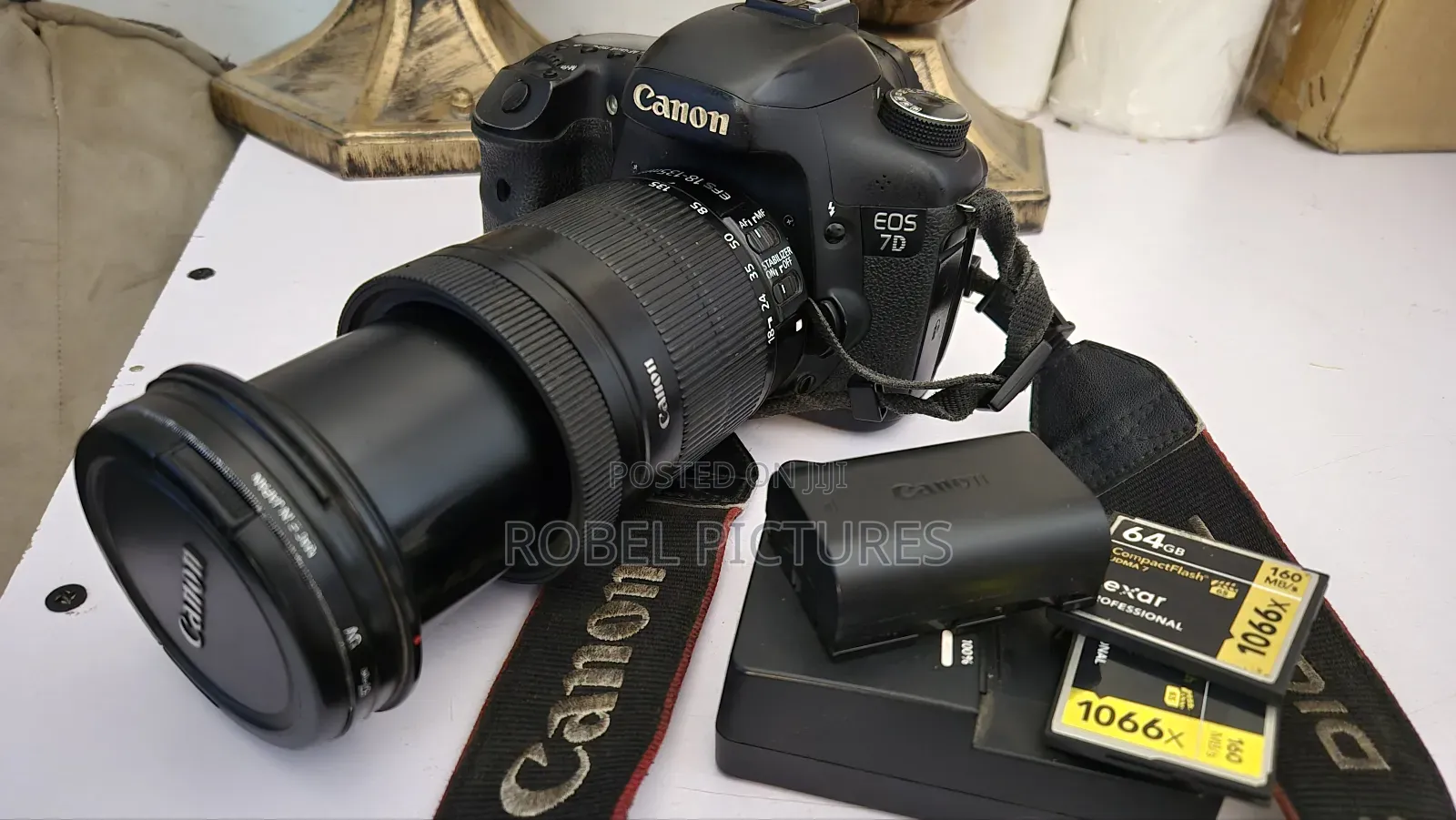 7d. 1 Only Body Battery .Charger .2 Memory 64 Gb .Battery Grip