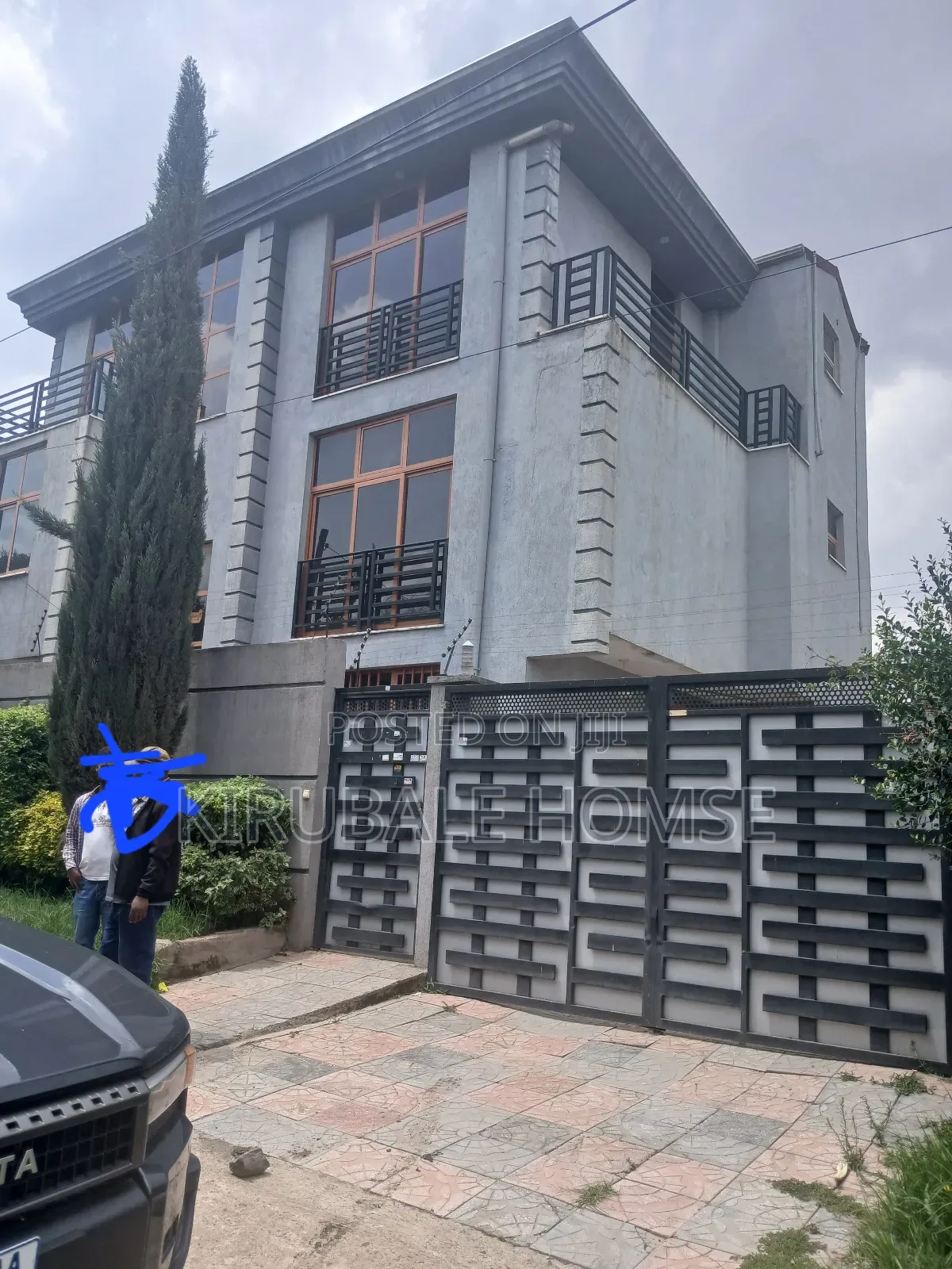 6bdrm Villa in Bola Homese, Bole for rent