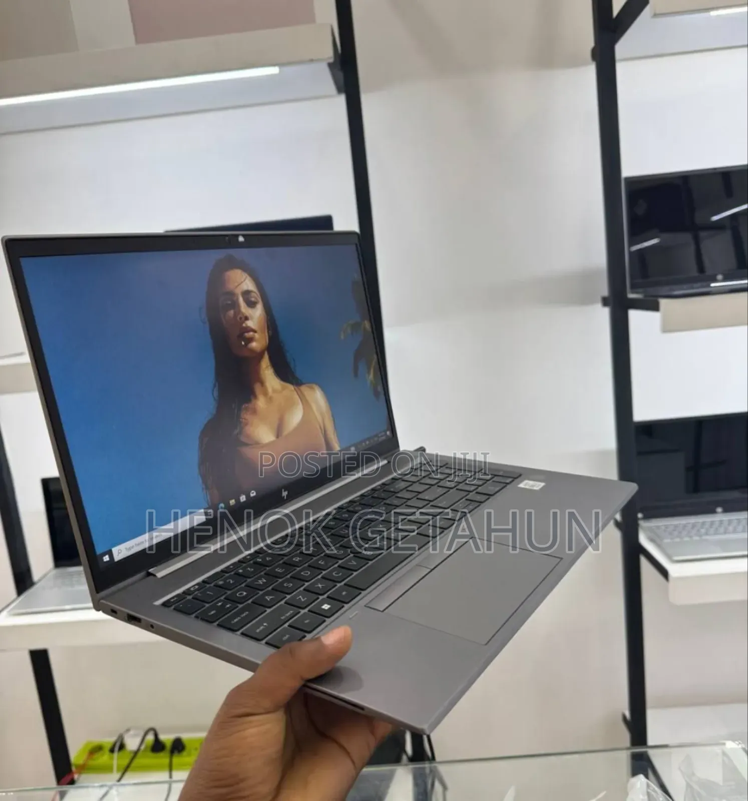 New Laptop HP ZBook 14 16GB Intel Core I7 SSD 512GB