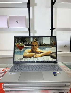 New Laptop HP Stream Notebook 16GB Intel Core I7 SSD 512GB