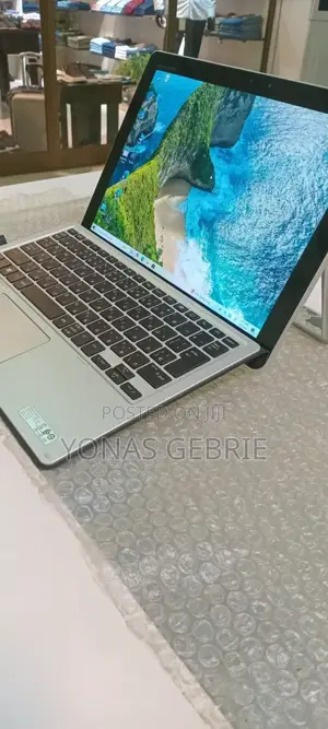 Photo - New Laptop HP Elite X2 1012 8GB Intel Core I5 SSD 256GB