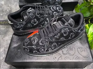 Original Air Jordan 1 Low Travis X Kaws ‘Black Cat’ Shoes